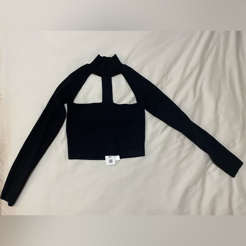 Black cropped Zara knit NWT